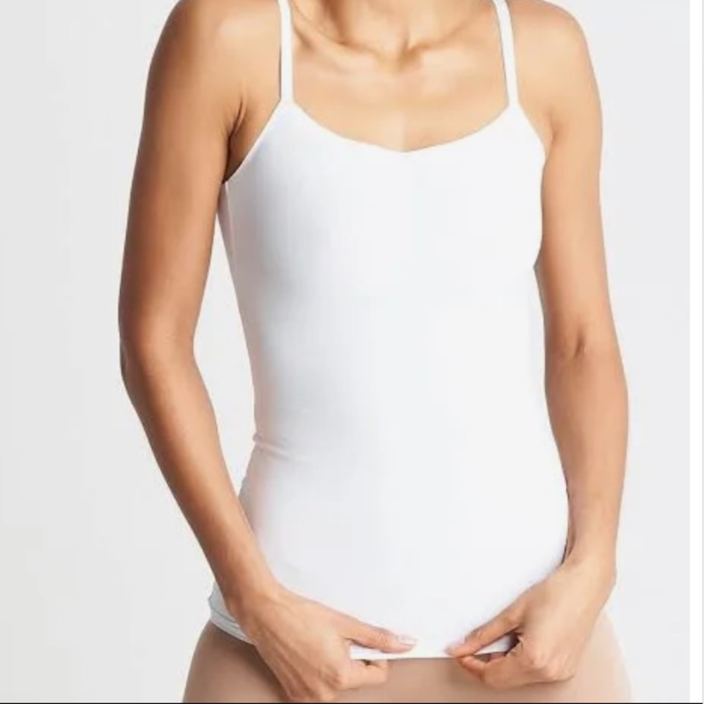 Yummy tank form fitting White